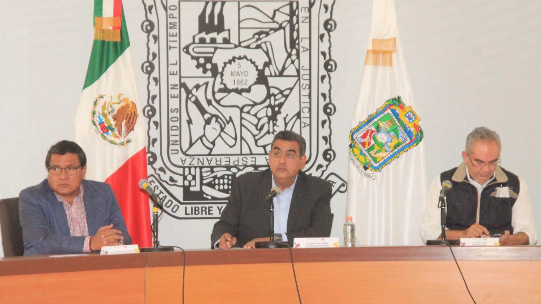 Suspenden uso de cubrebocas en Puebla